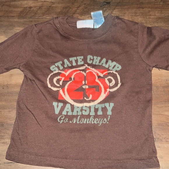 Bundle long sleeve tees size 18 months - Picture 8 of 10